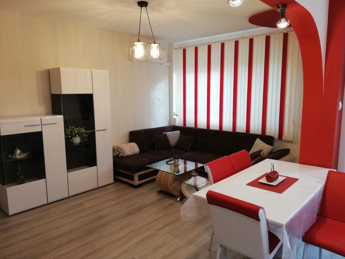 Apartment Ani Veliko Tŭrnovo Eksteriør bilde