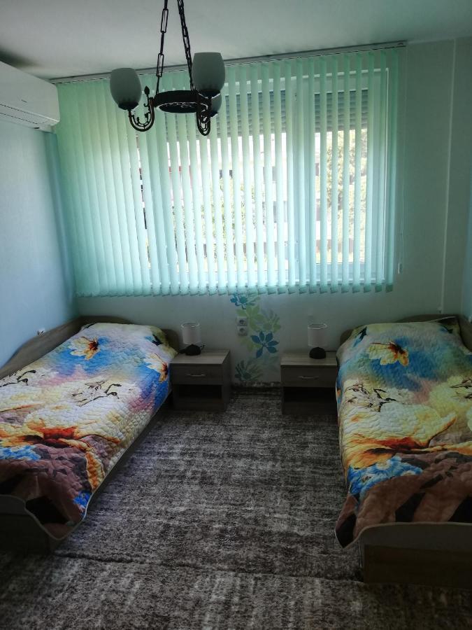 Apartment Ani Veliko Tŭrnovo Eksteriør bilde